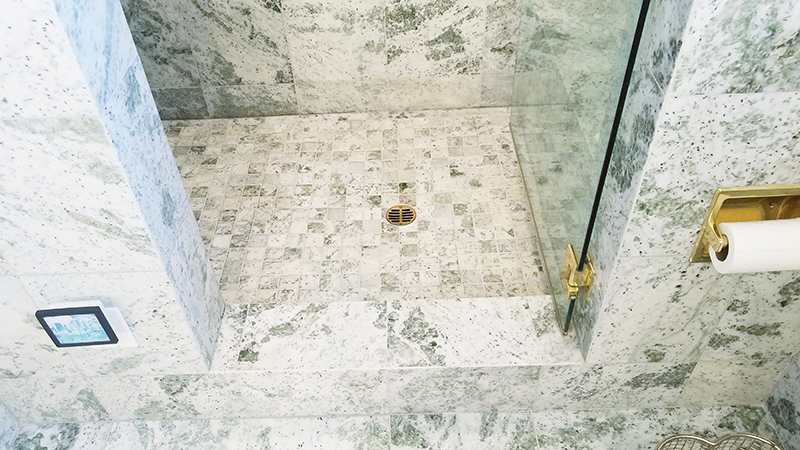 Marble moisture discoloration: don't blame the stone! - TileLetter