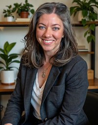 Roxanne Morris Headshot